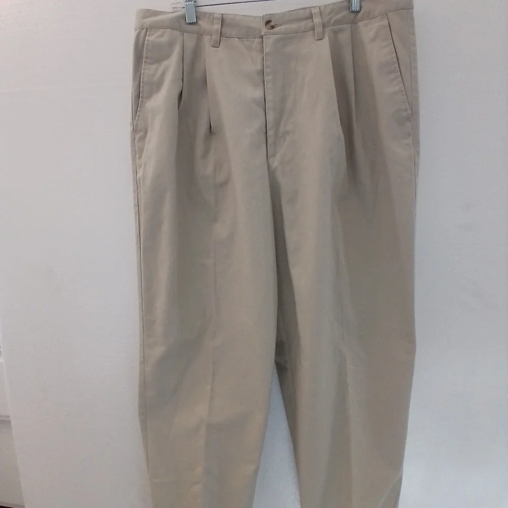 Authentic Laundered Khakis Pants  Men Sz 38x32 Pleated Cuffed‎ Hems Office Wear